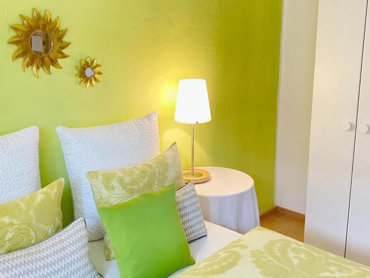 Lightland Apartments With Easy Parking 0*, Innsbruck
